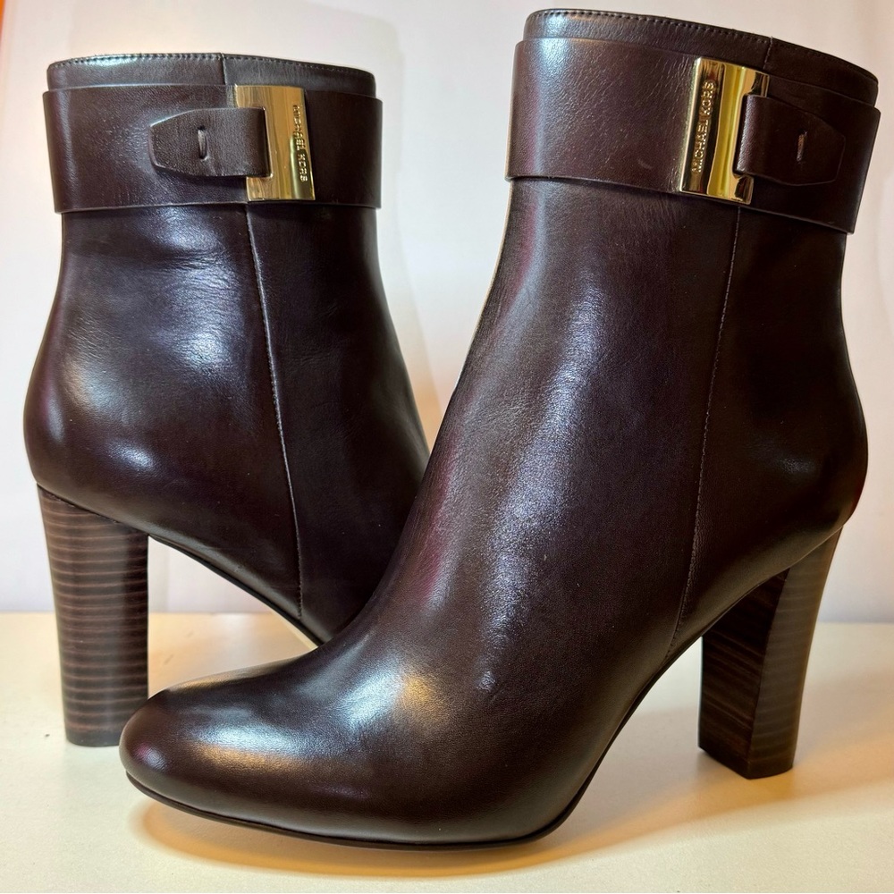 MICHAEL Michael Kors Guiliana Ankle Bootie  Chocolate Size 7 1/2